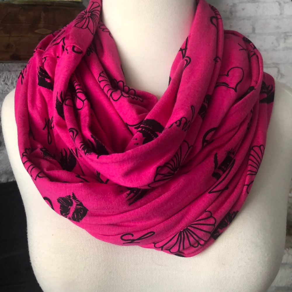 Twiggy LONDON hot pink infinity scarf